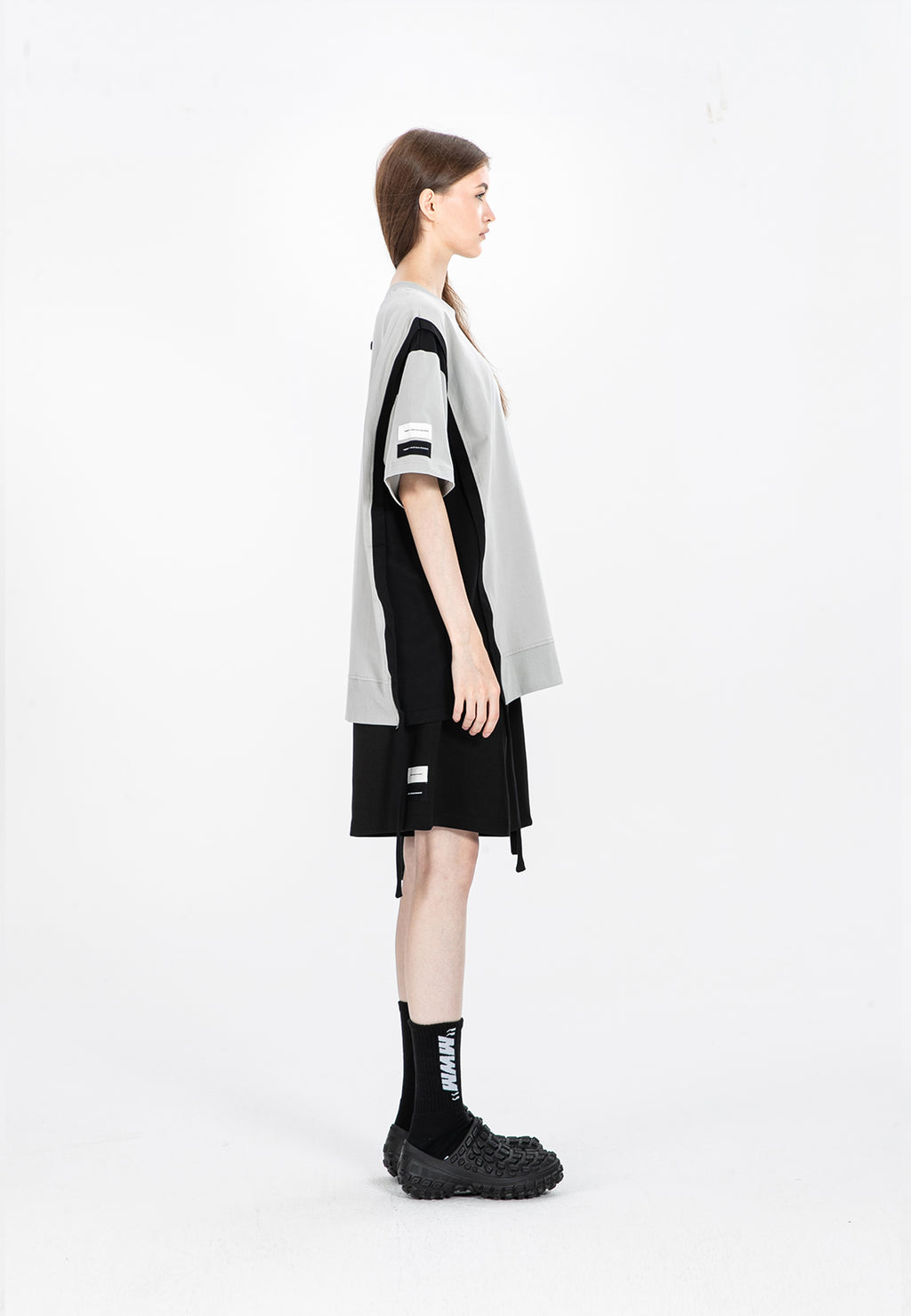 Camiseta bicolor con paneles laterales | MWM