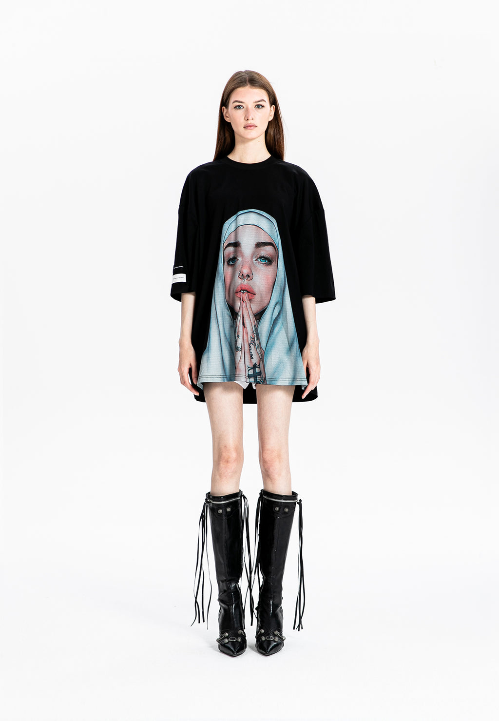 NUN T-SHIRT MWM