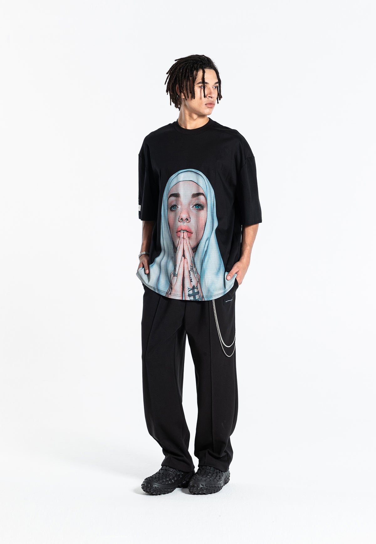 NUN T-SHIRT MWM