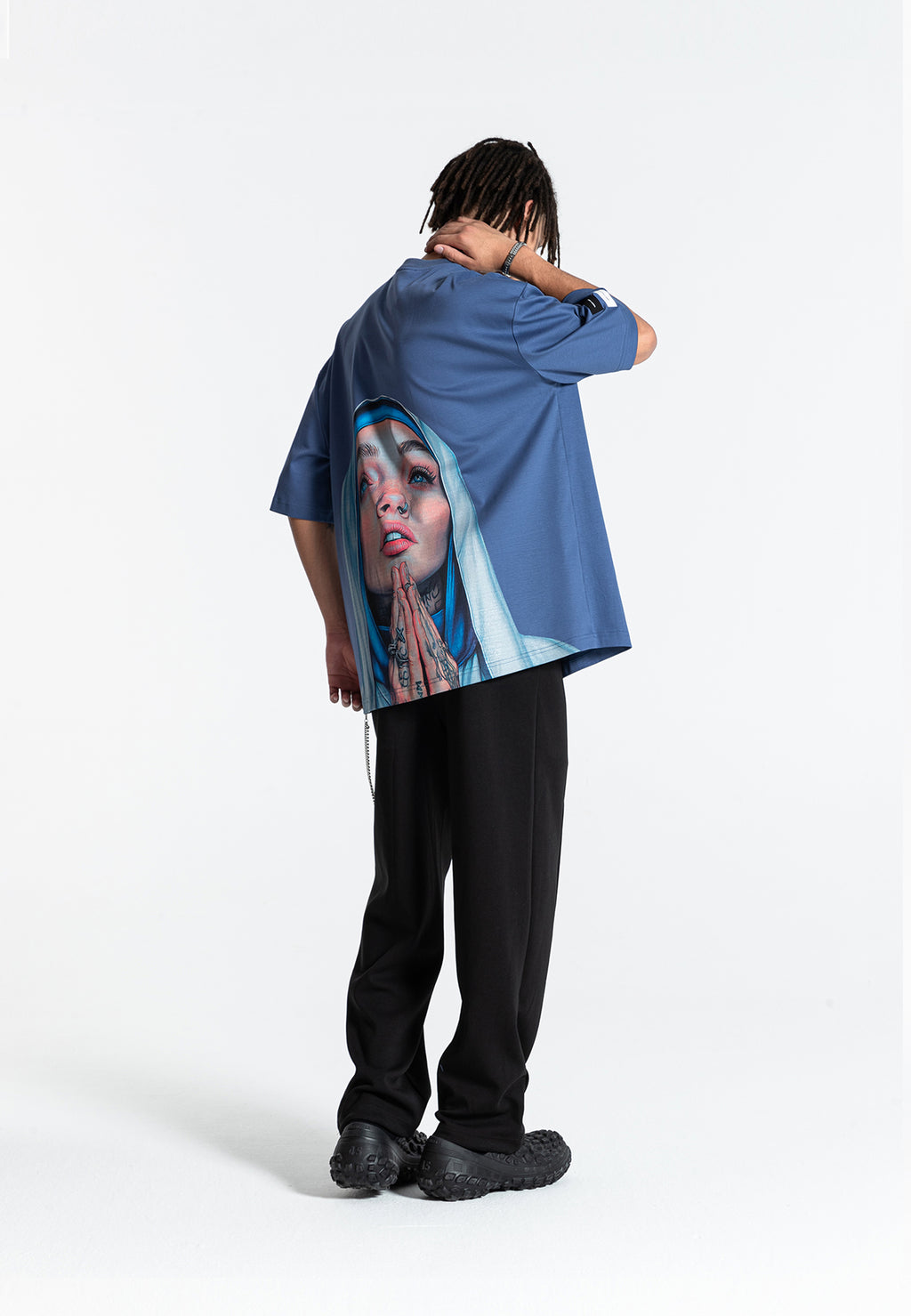 CAMISETA MONJA MWM