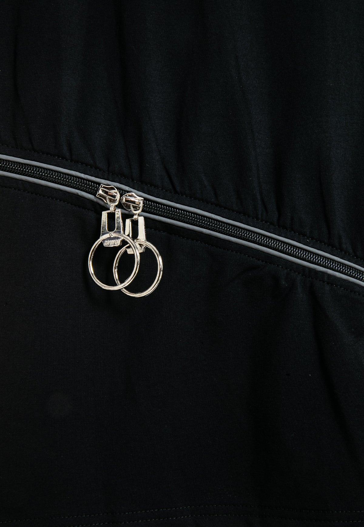 Camiseta con detalle de cremallera | MWM