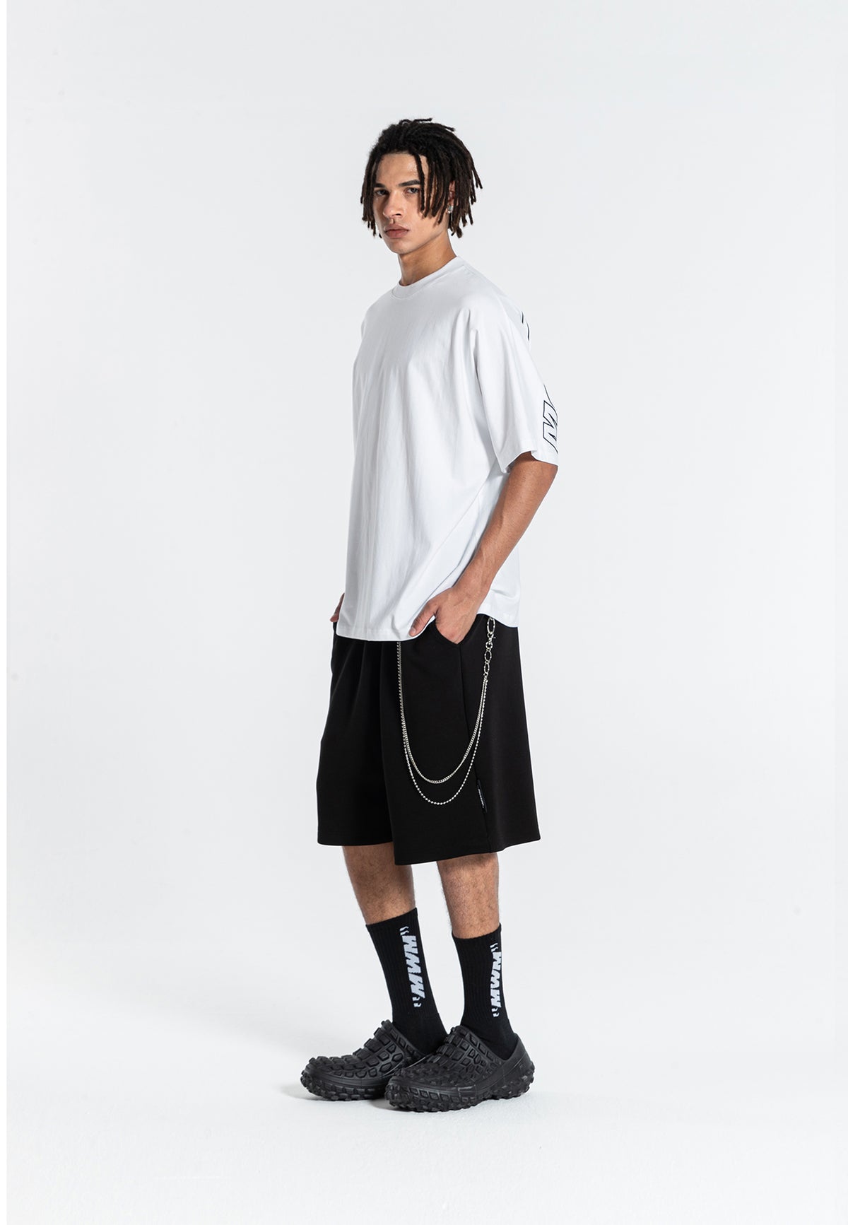Camiseta oversize con bordado | MWM