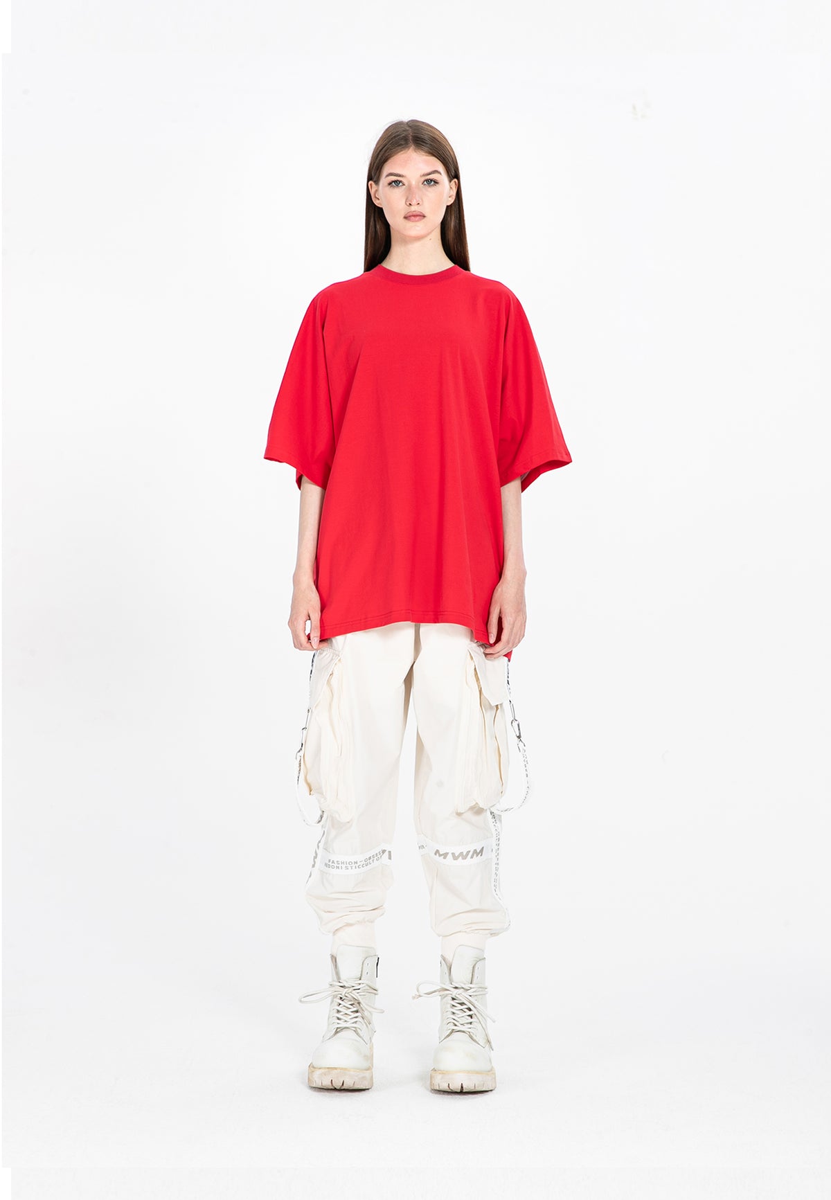 Camiseta oversize con bordado | MWM