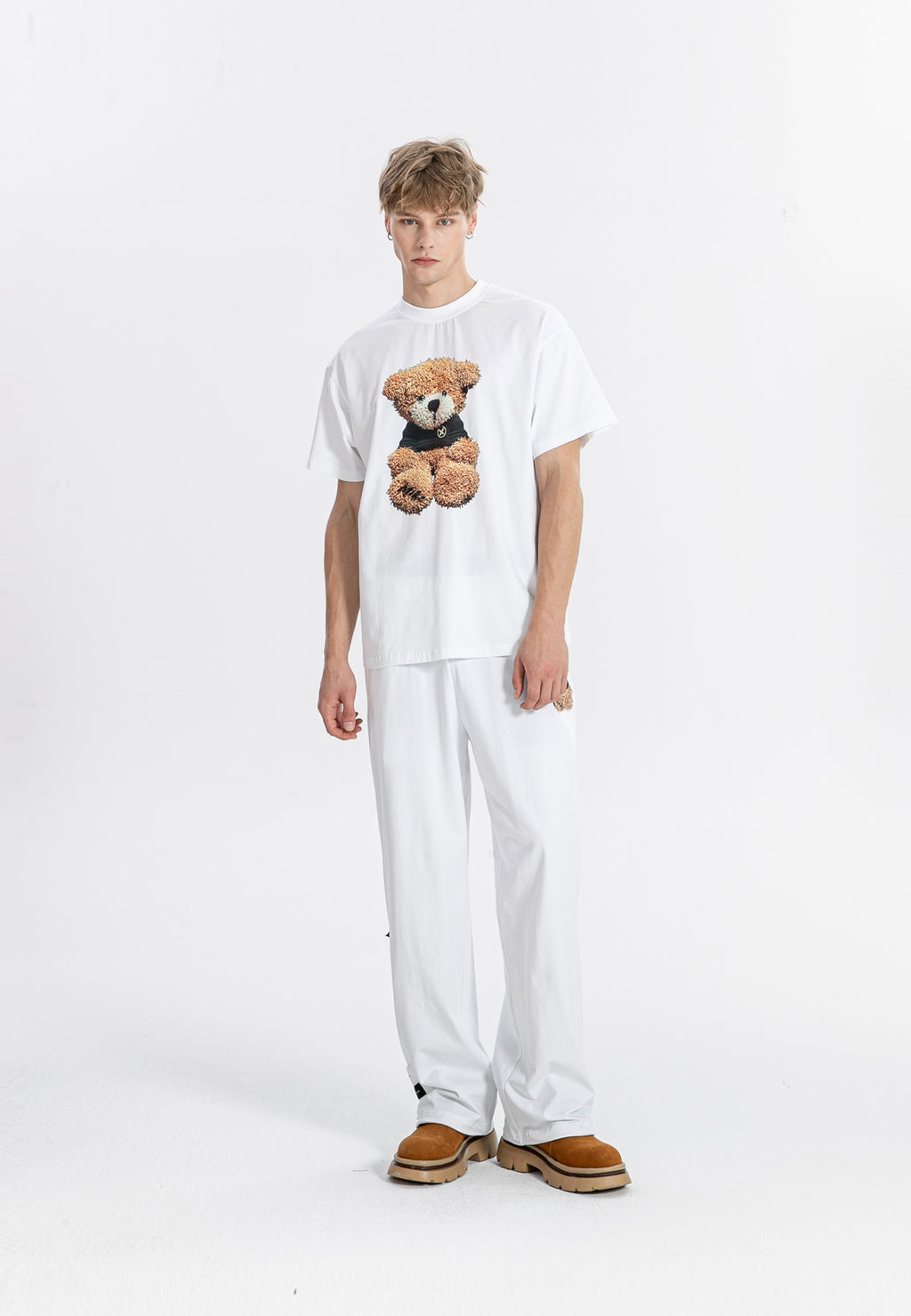 CAMISETA MWM ESTAMPADO OSO TEDDY