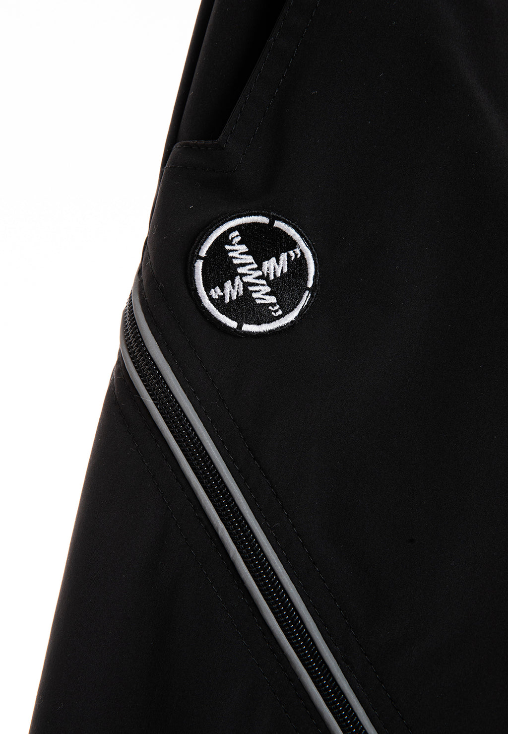MWM TROUSERS ZIPPER DETAIL