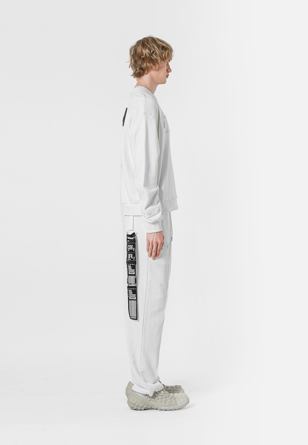 SUDADERA LOGO MWM