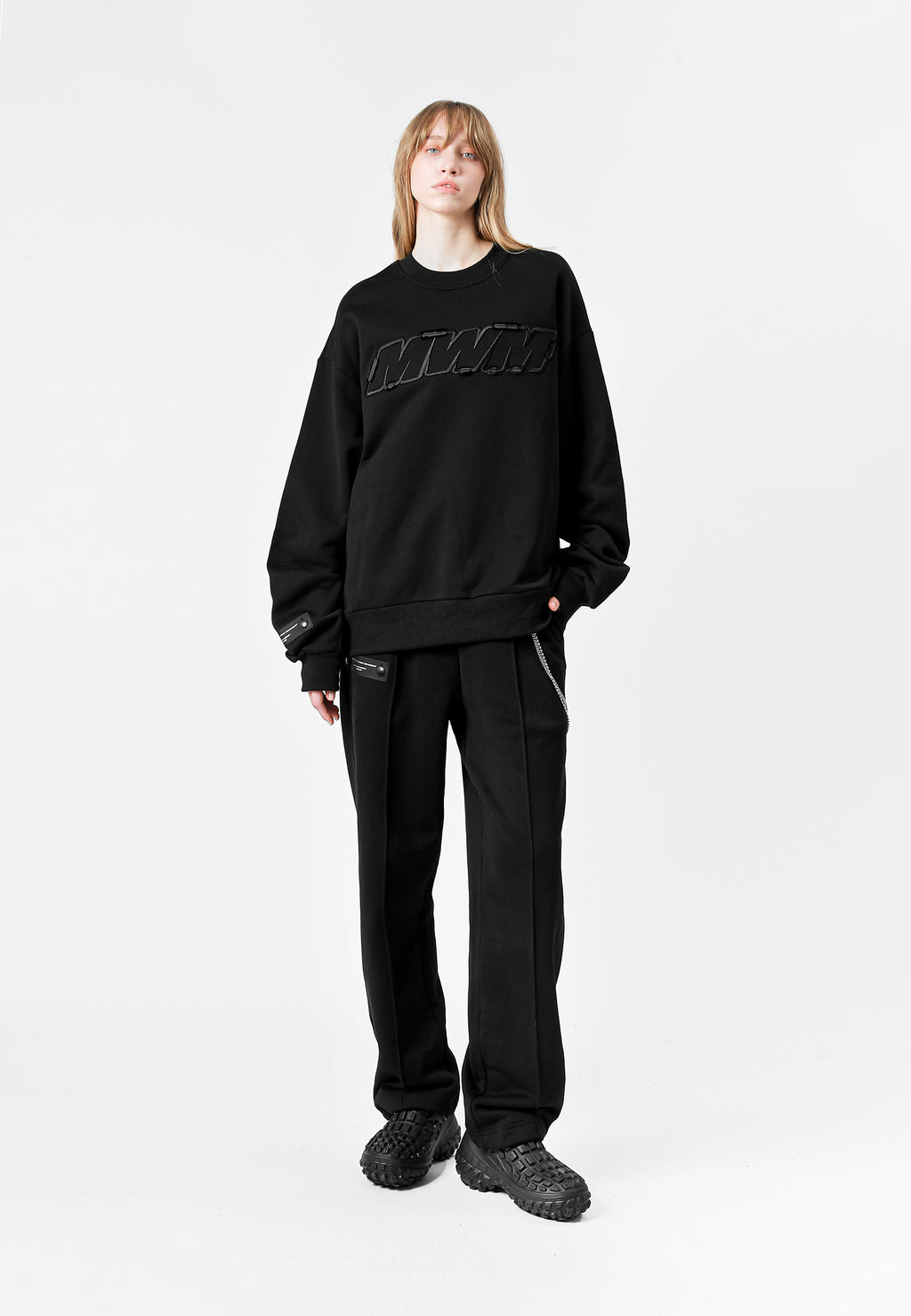 SUDADERA LOGO MWM