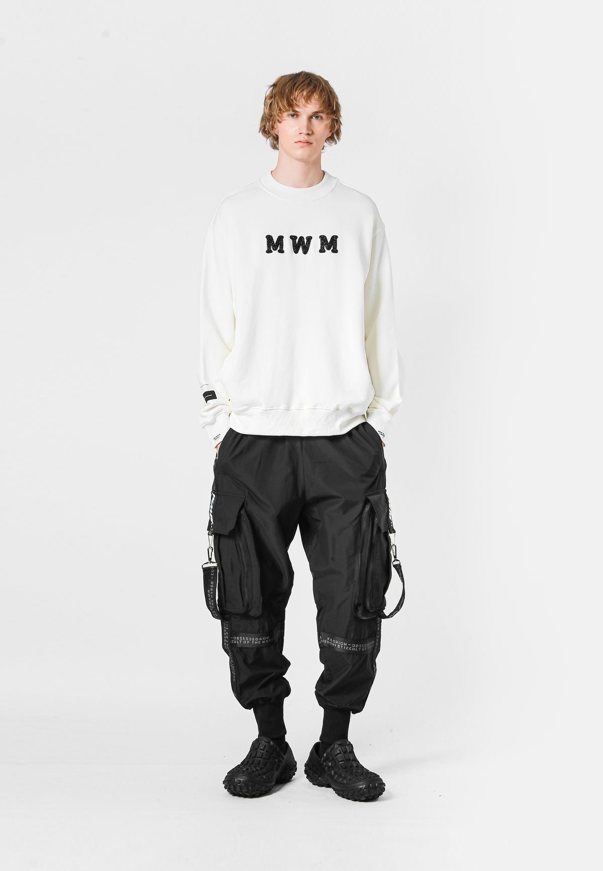 MWM LOGO SWEATER