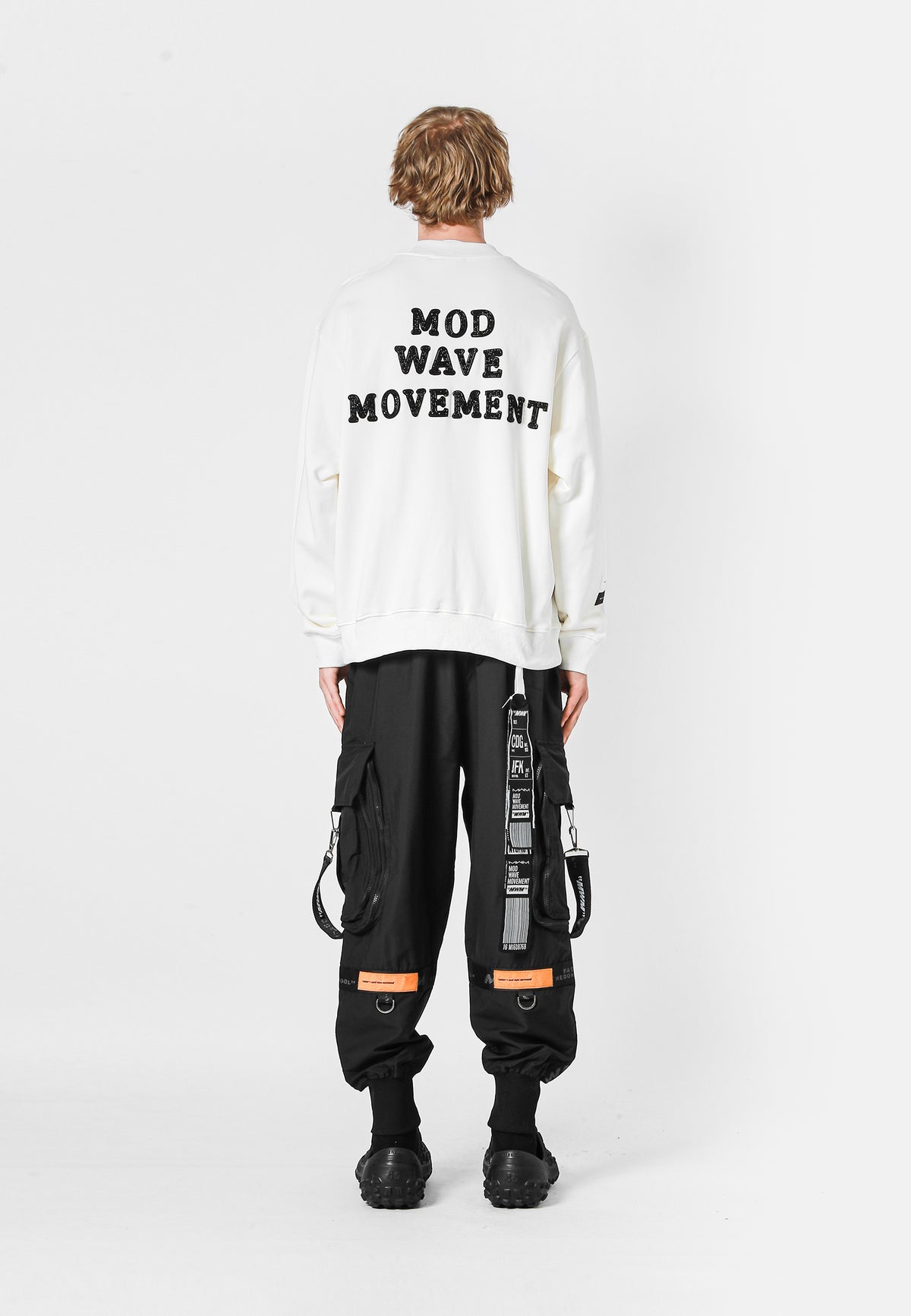 MWM LOGO SWEATER