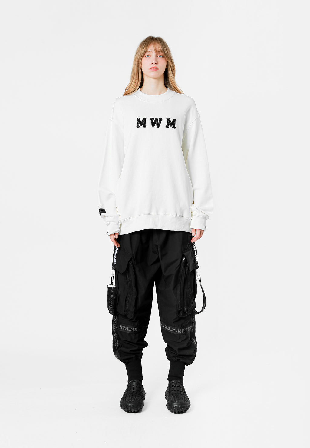 MWM LOGO SWEATER
