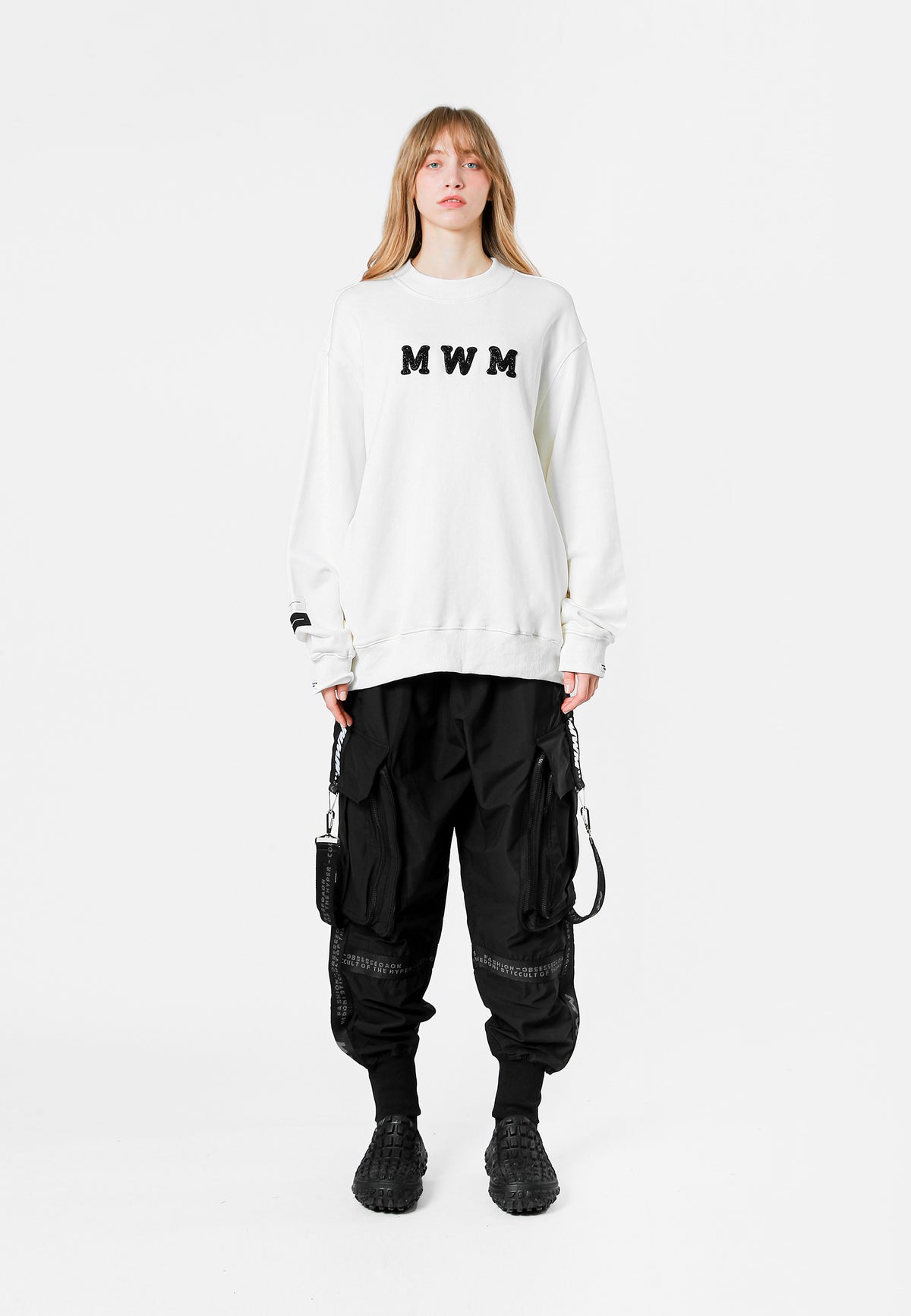 MWM LOGO SWEATER