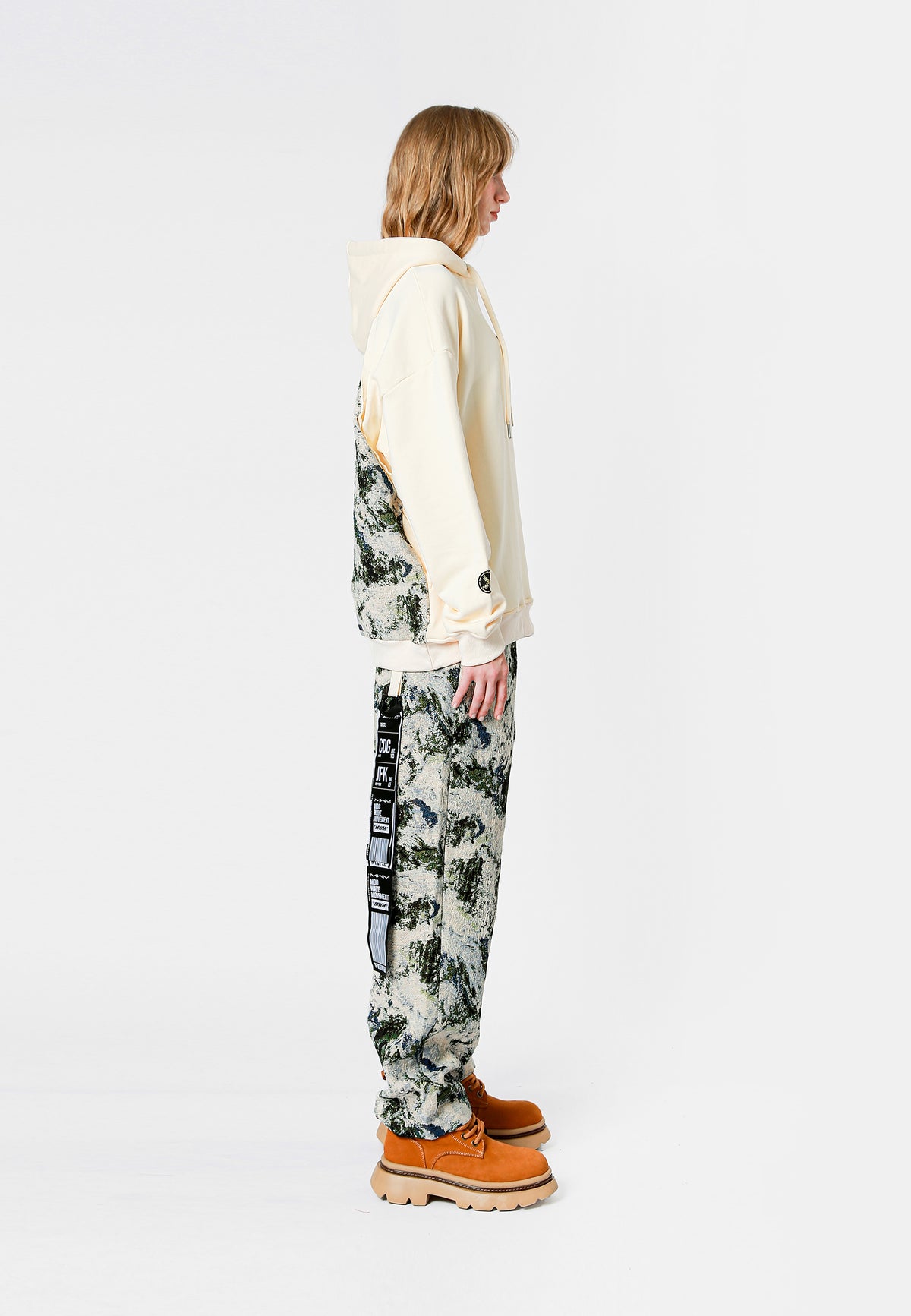 SUDADERA MWM JACQUARD CON CAPUCHA