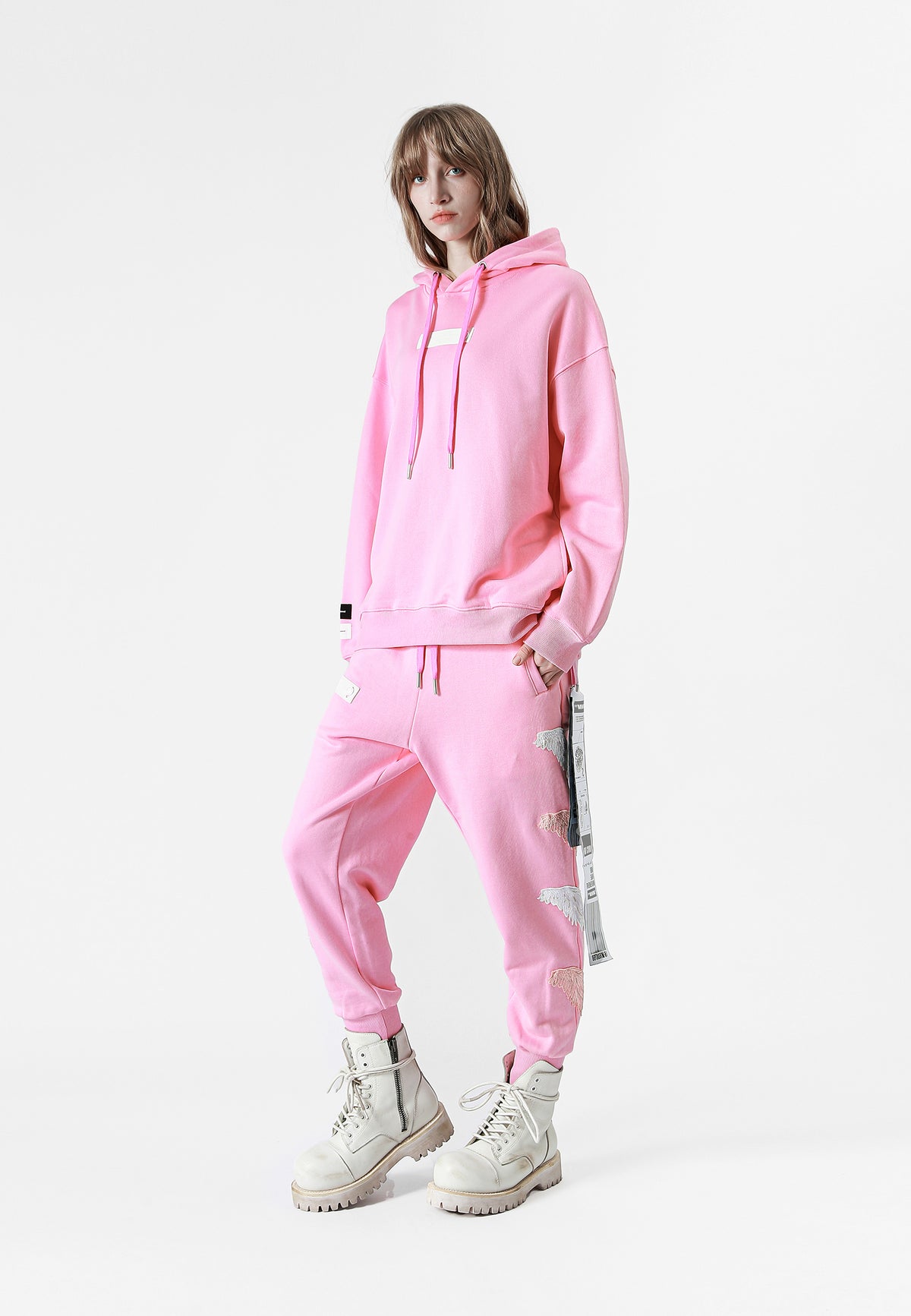 SUDADERA ALAS CON CAPUCHA