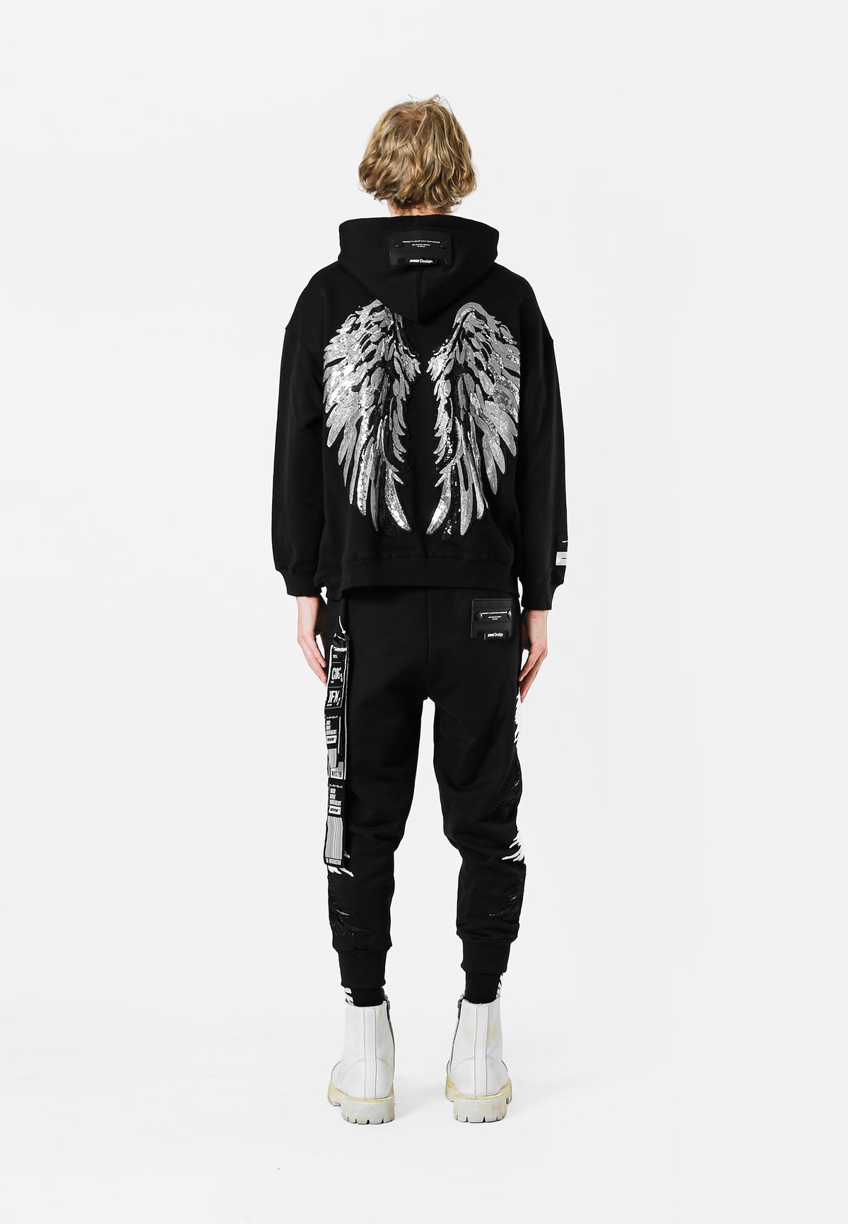 SUDADERA ALAS CON CAPUCHA
