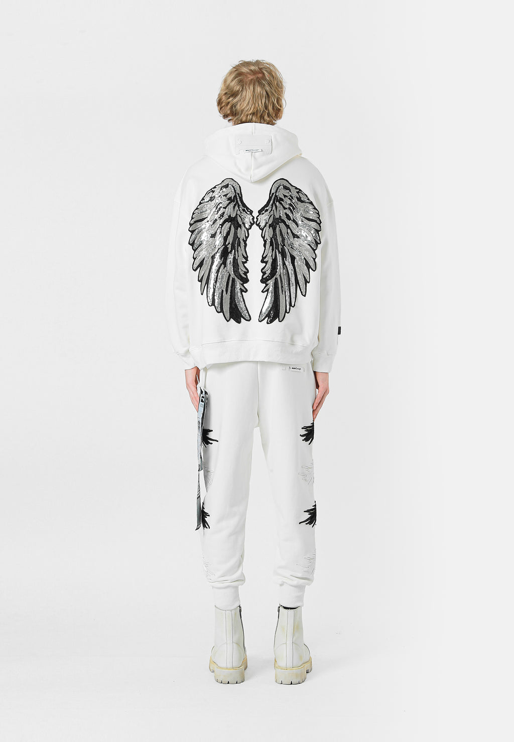 SUDADERA ALAS CON CAPUCHA