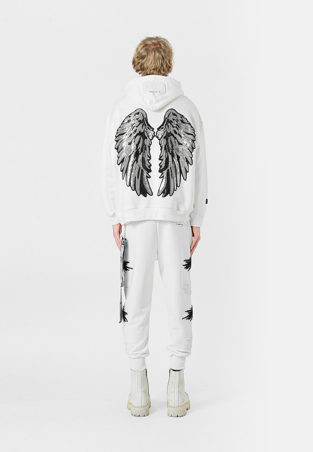 SUDADERA ALAS CON CAPUCHA