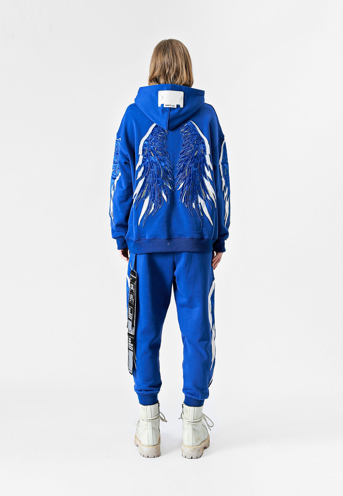 SUDADERA ALAS CON CAPUCHA