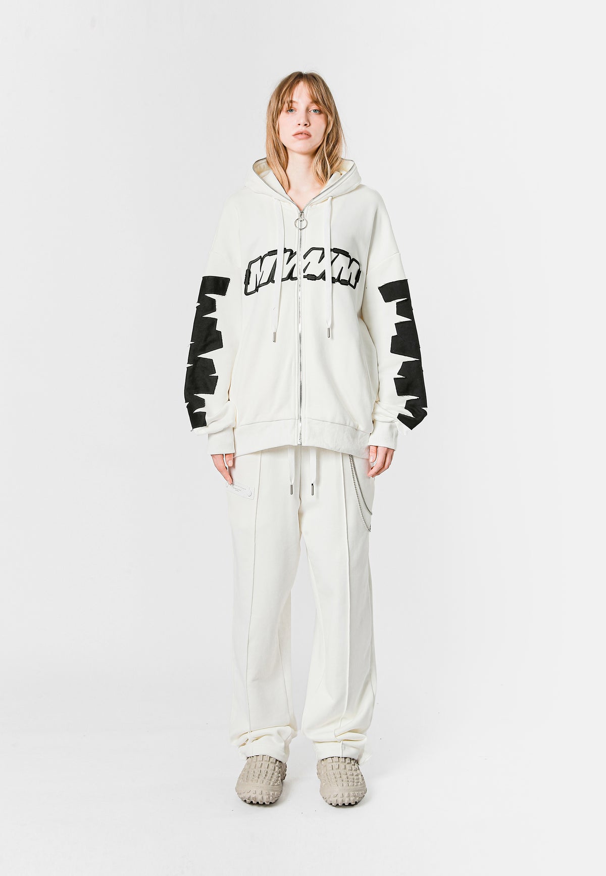 SUDADERA CON CAPUCHA LOGO MWM