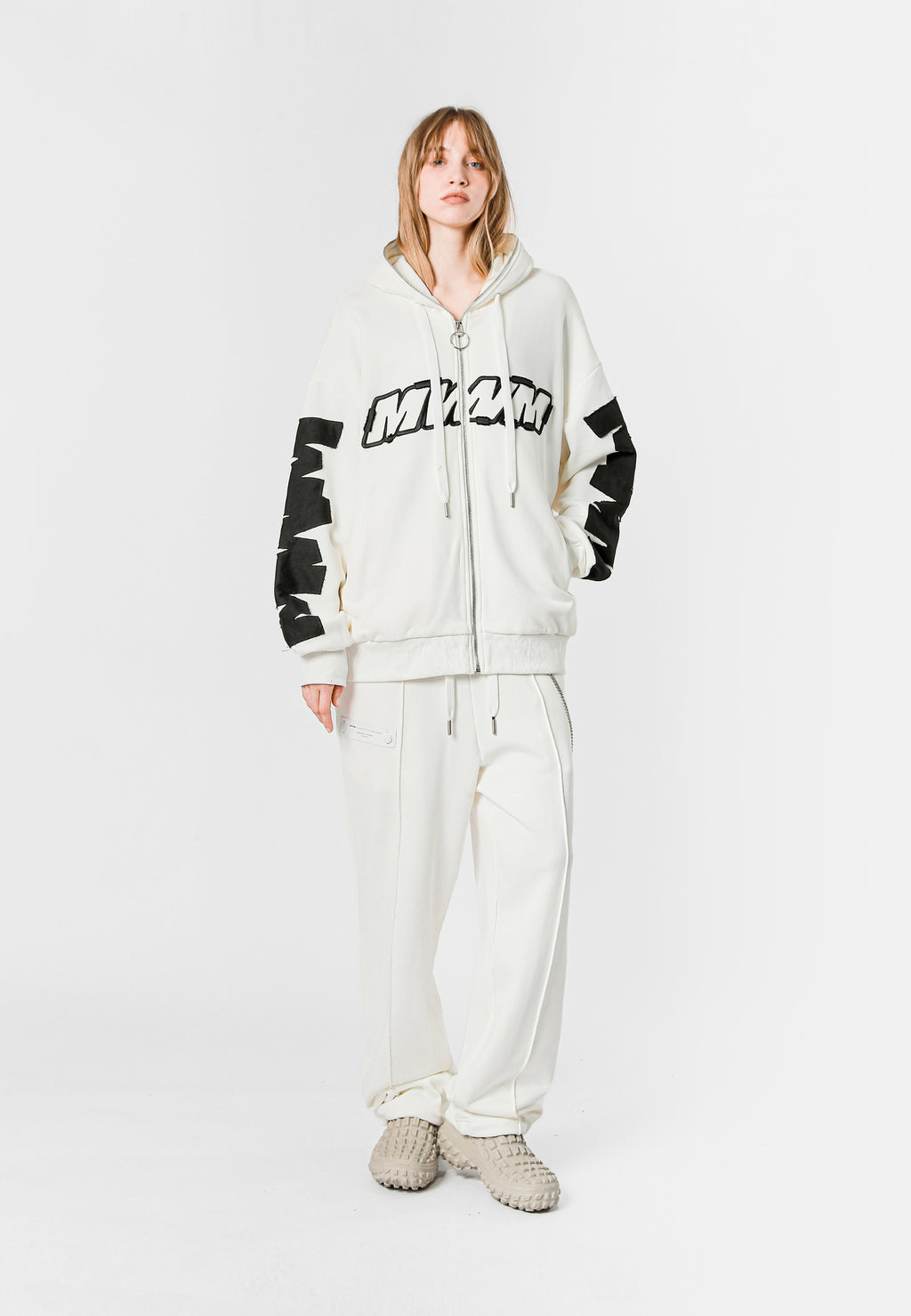 SUDADERA CON CAPUCHA LOGO MWM