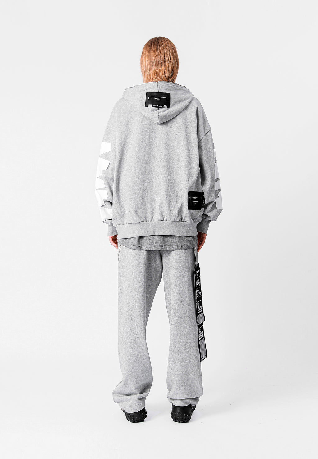 SUDADERA CON CAPUCHA LOGO MWM