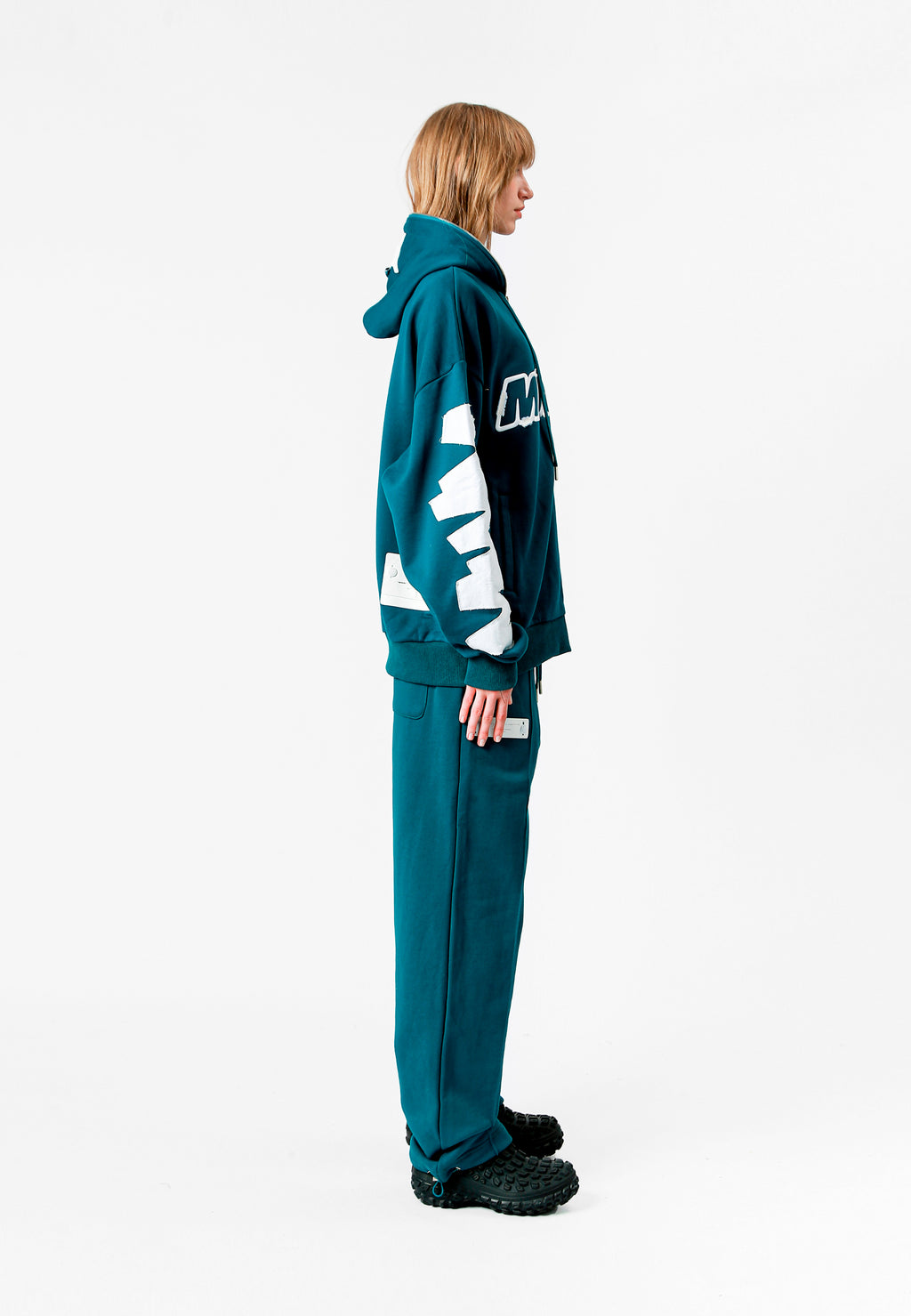 SUDADERA CON CAPUCHA LOGO MWM