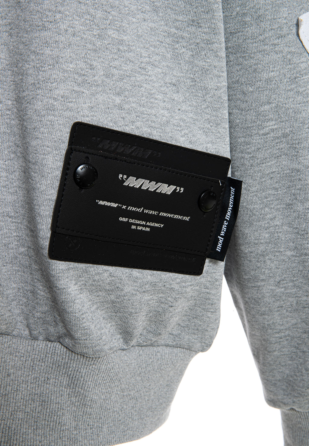 SUDADERA CON CAPUCHA LOGO MWM
