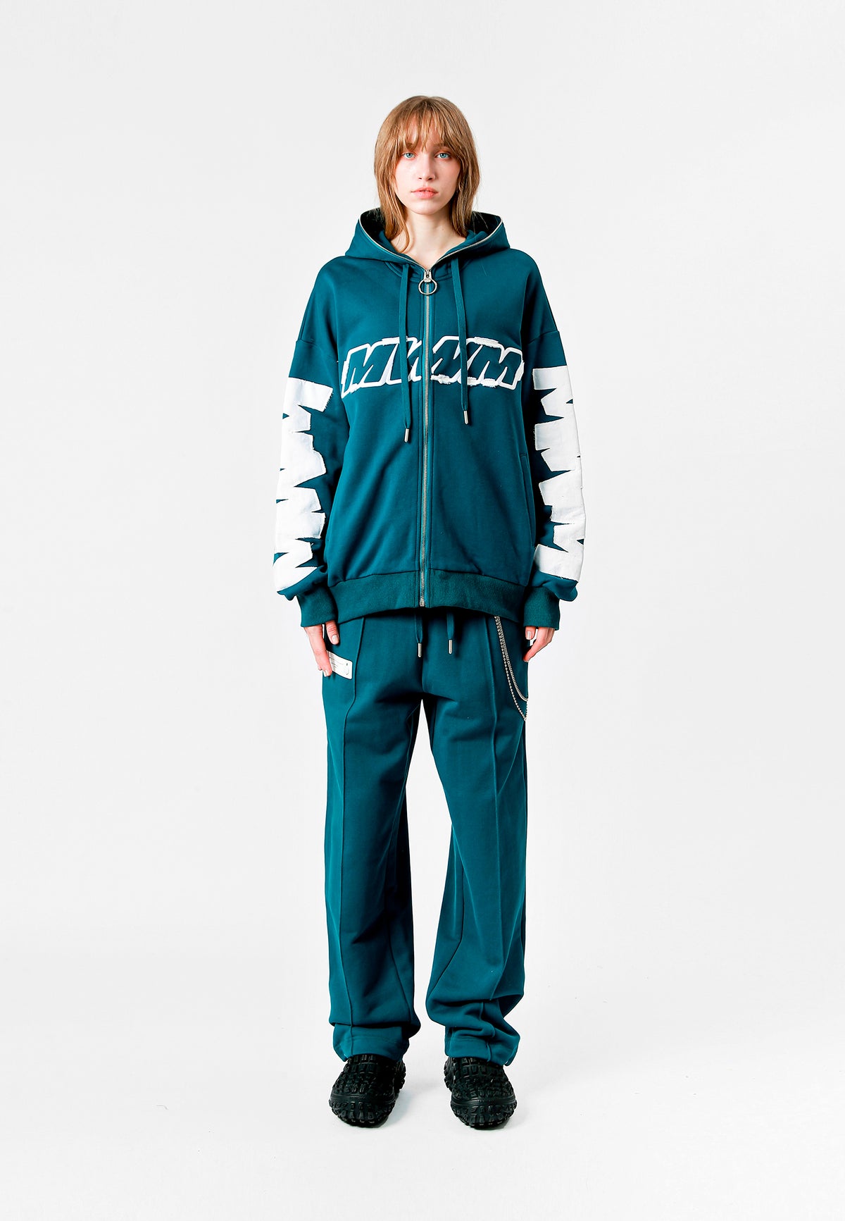SUDADERA CON CAPUCHA LOGO MWM