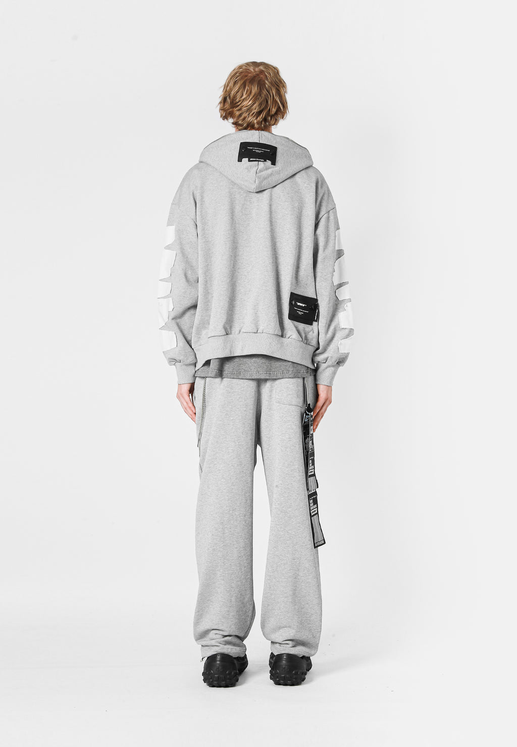 SUDADERA CON CAPUCHA LOGO MWM