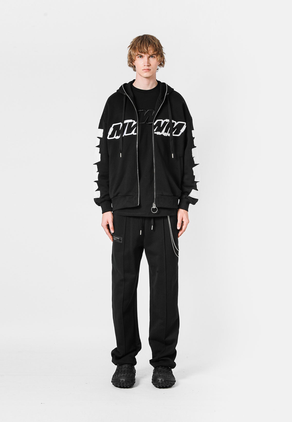 SUDADERA CON CAPUCHA LOGO MWM