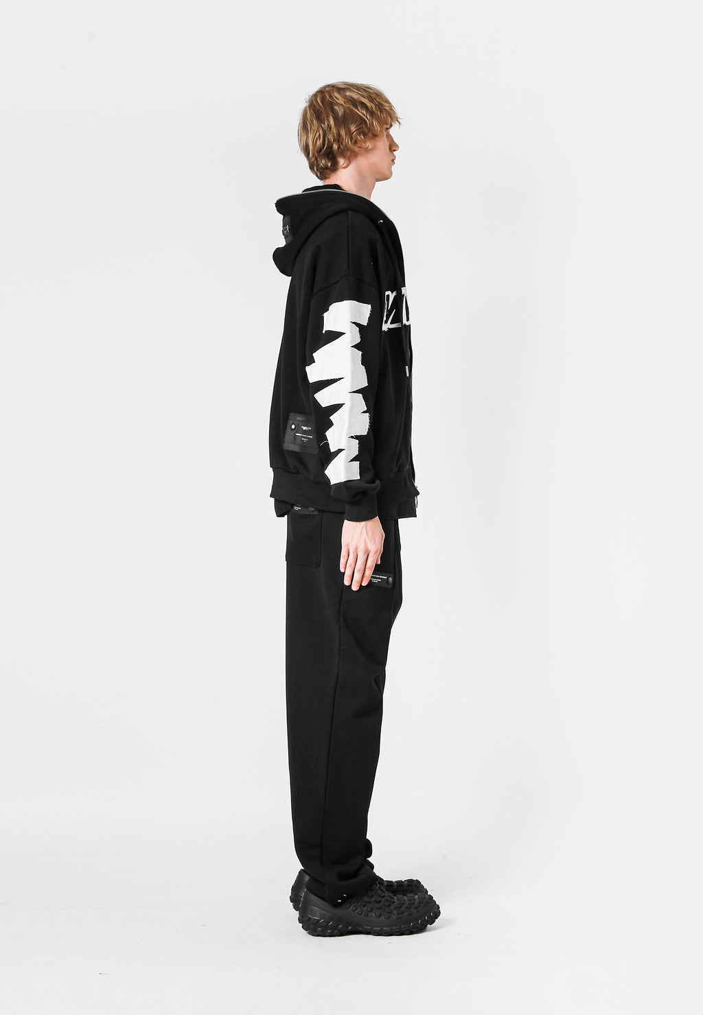 SUDADERA CON CAPUCHA LOGO MWM