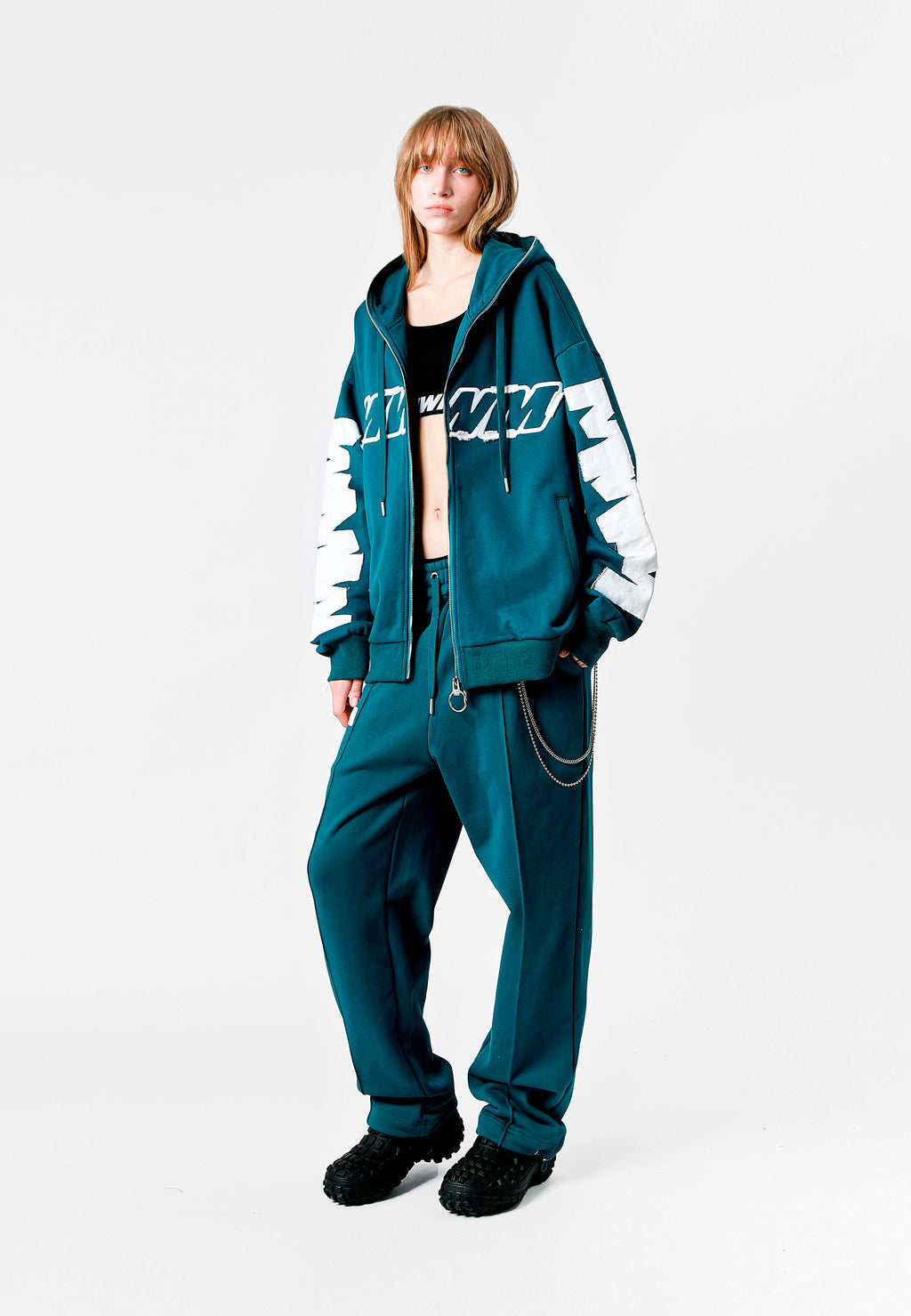 SUDADERA CON CAPUCHA LOGO MWM