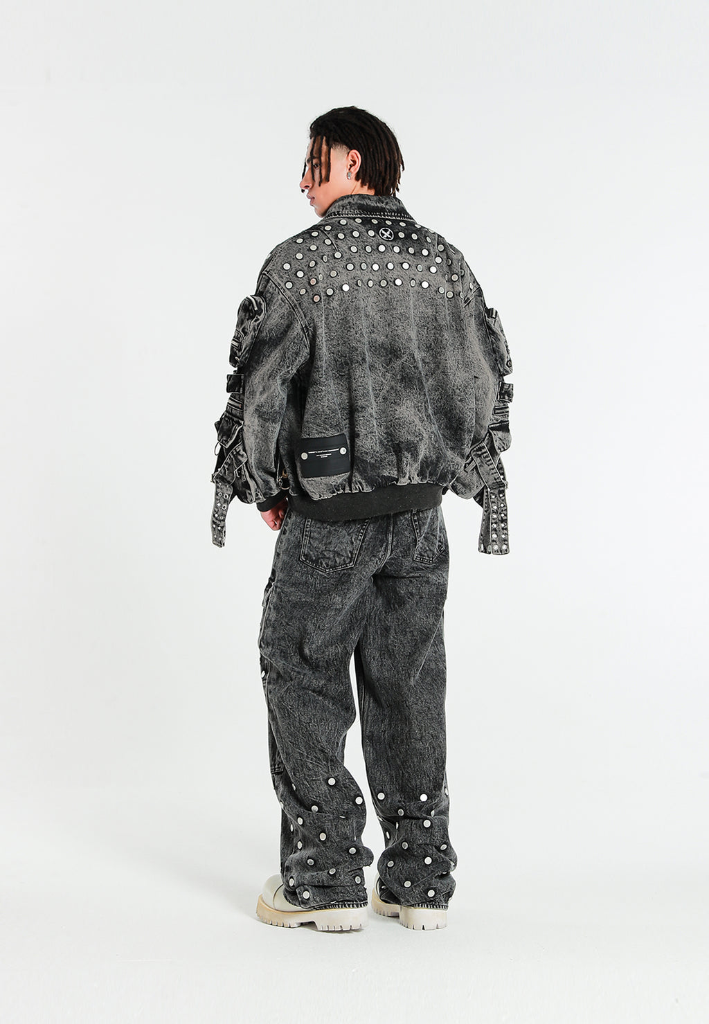 CHAQUETA VAQUERA OVERSIZE MWM CON DETALLE DE BOTONES