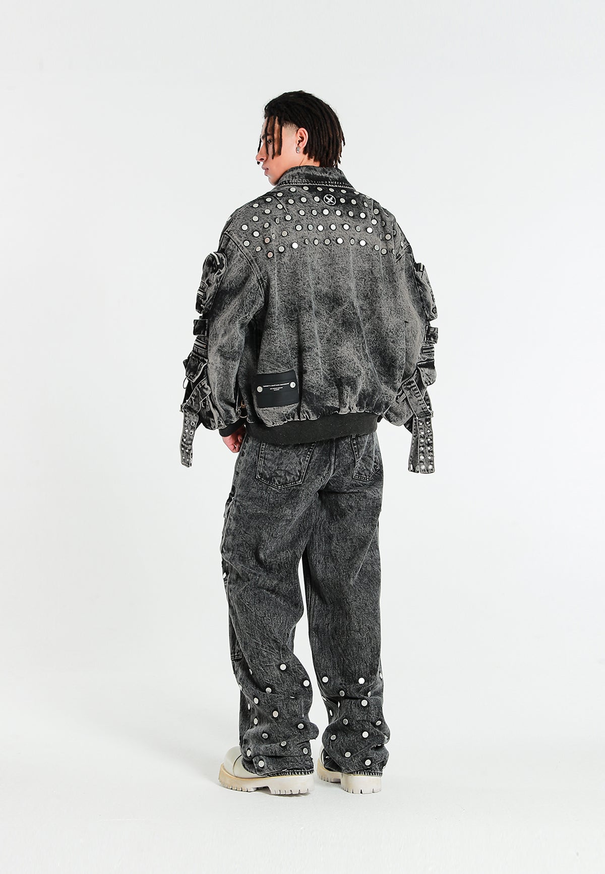 CHAQUETA VAQUERA OVERSIZE MWM CON DETALLE DE BOTONES