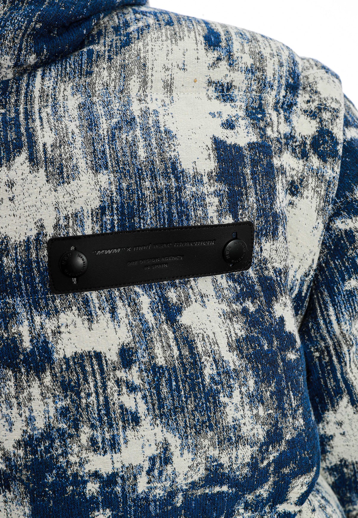 ABRIGO JACQUARD MWM