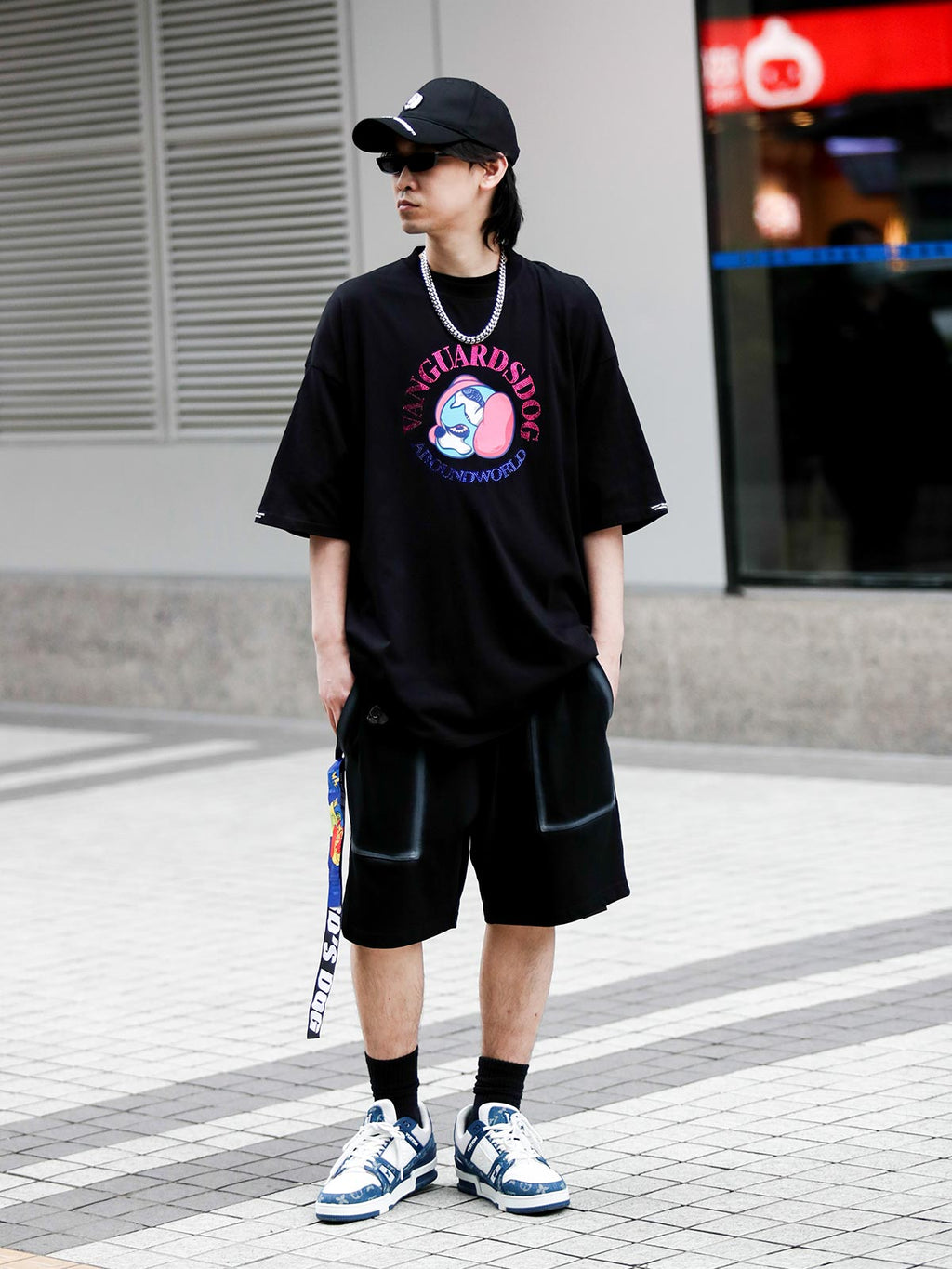 VANGUARD'S DOG T-SHIRT