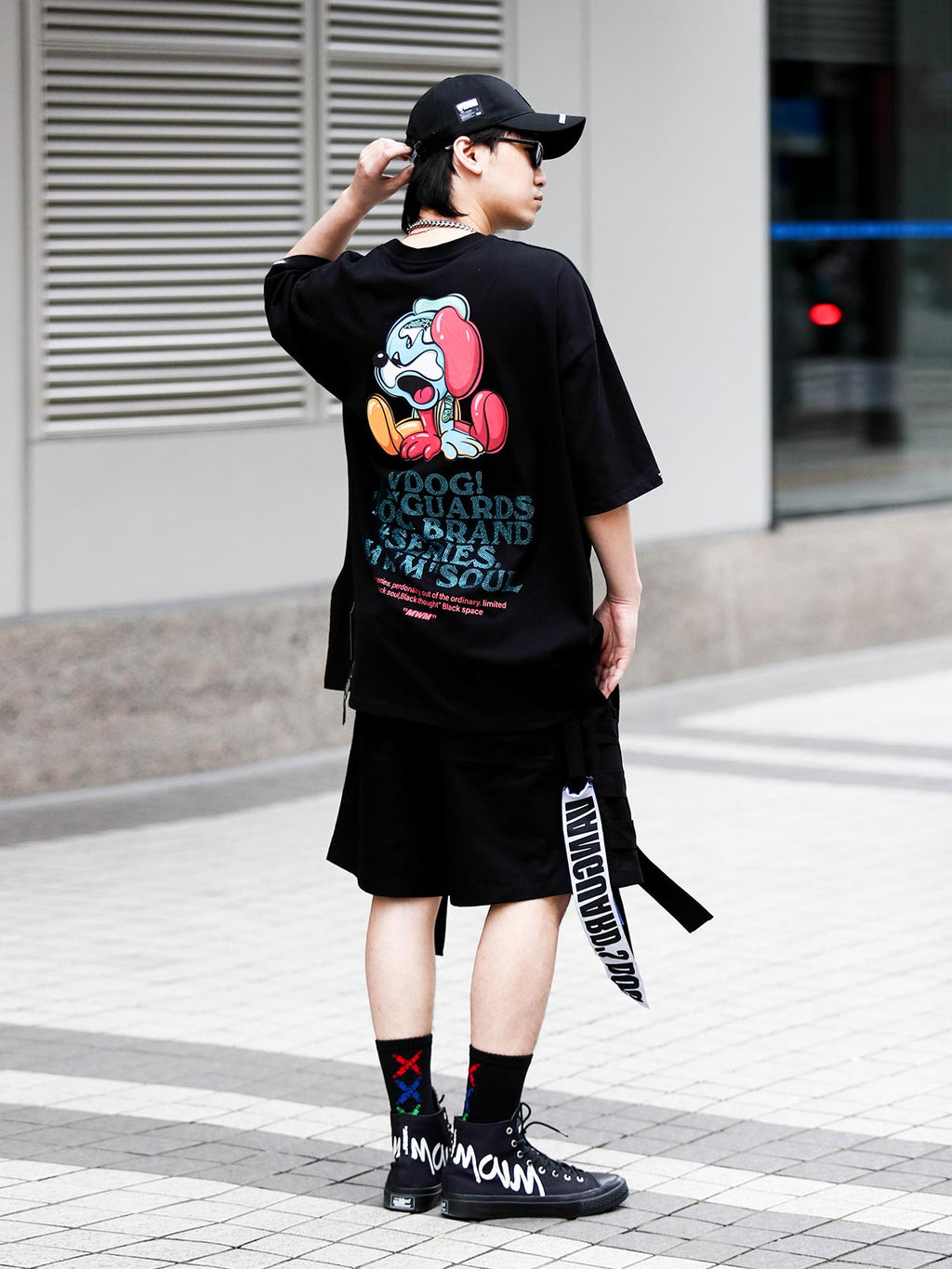 VANGUARD'S DOG T-SHIRT