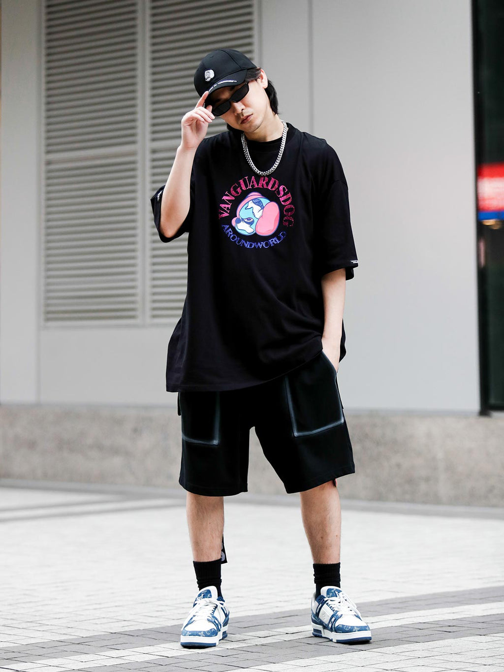 VANGUARD'S DOG T-SHIRT