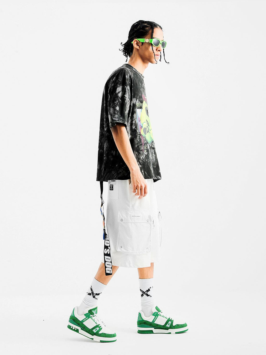 VANGUARD'S DOG CHAIN T-SHIRT