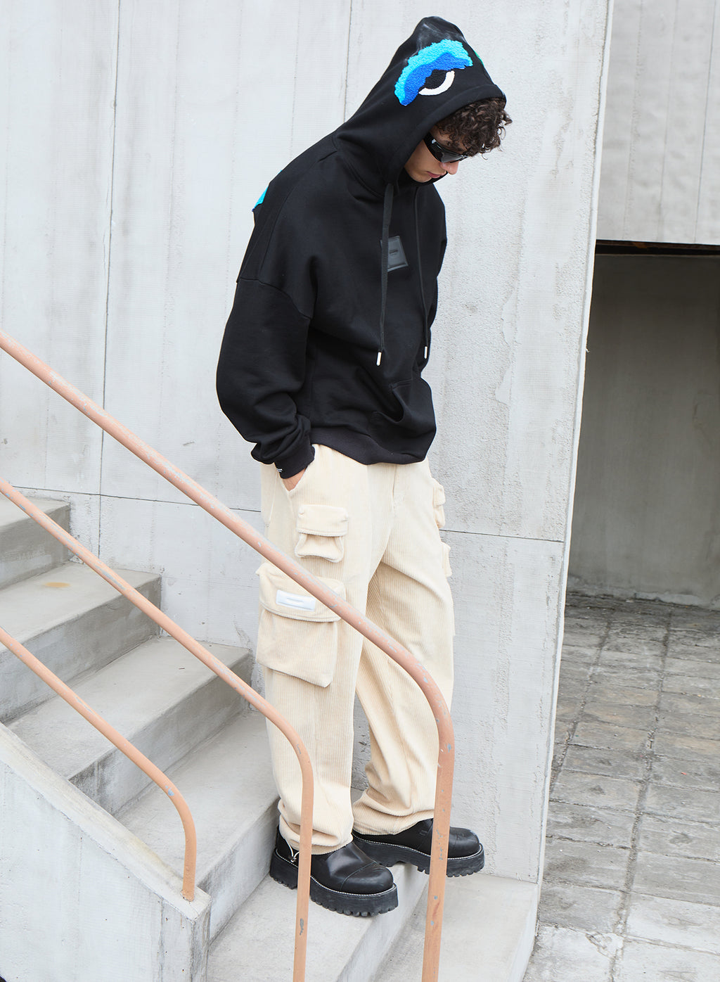 MULTI-POCKET TROUSERS