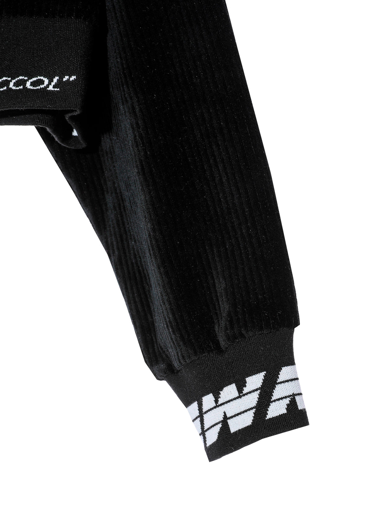 SUDADERA CORTA CON MINIATURA