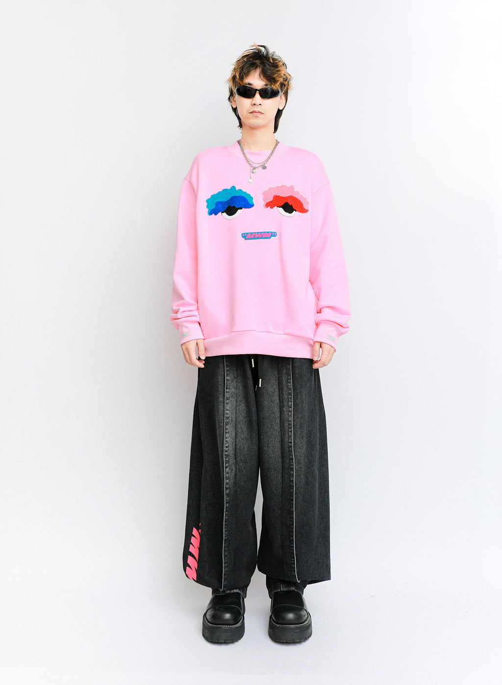 SWEATER WITH EYES