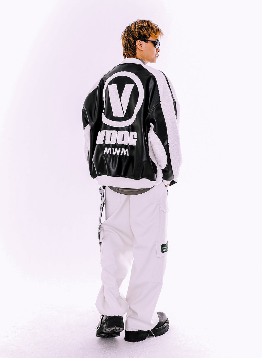 CHAQUETA BOMBER VANGUARD'S DOG