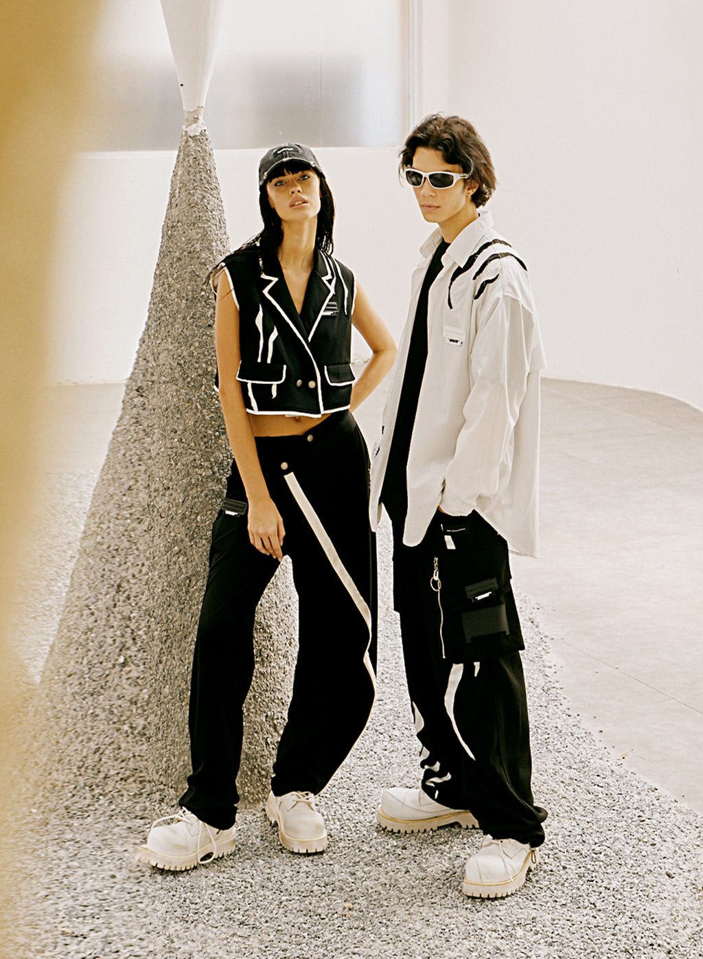 SLIT VEST MWM