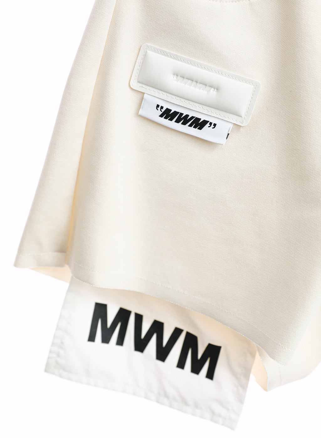 SHORTS BOLSILLOS LOGO MWM